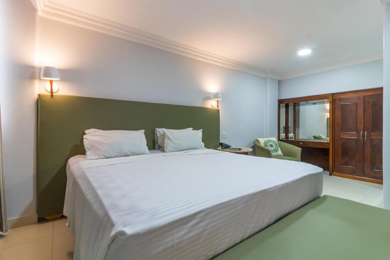 Umuarama Plaza Hotel By Castelo Itaipava Гояния Екстериор снимка