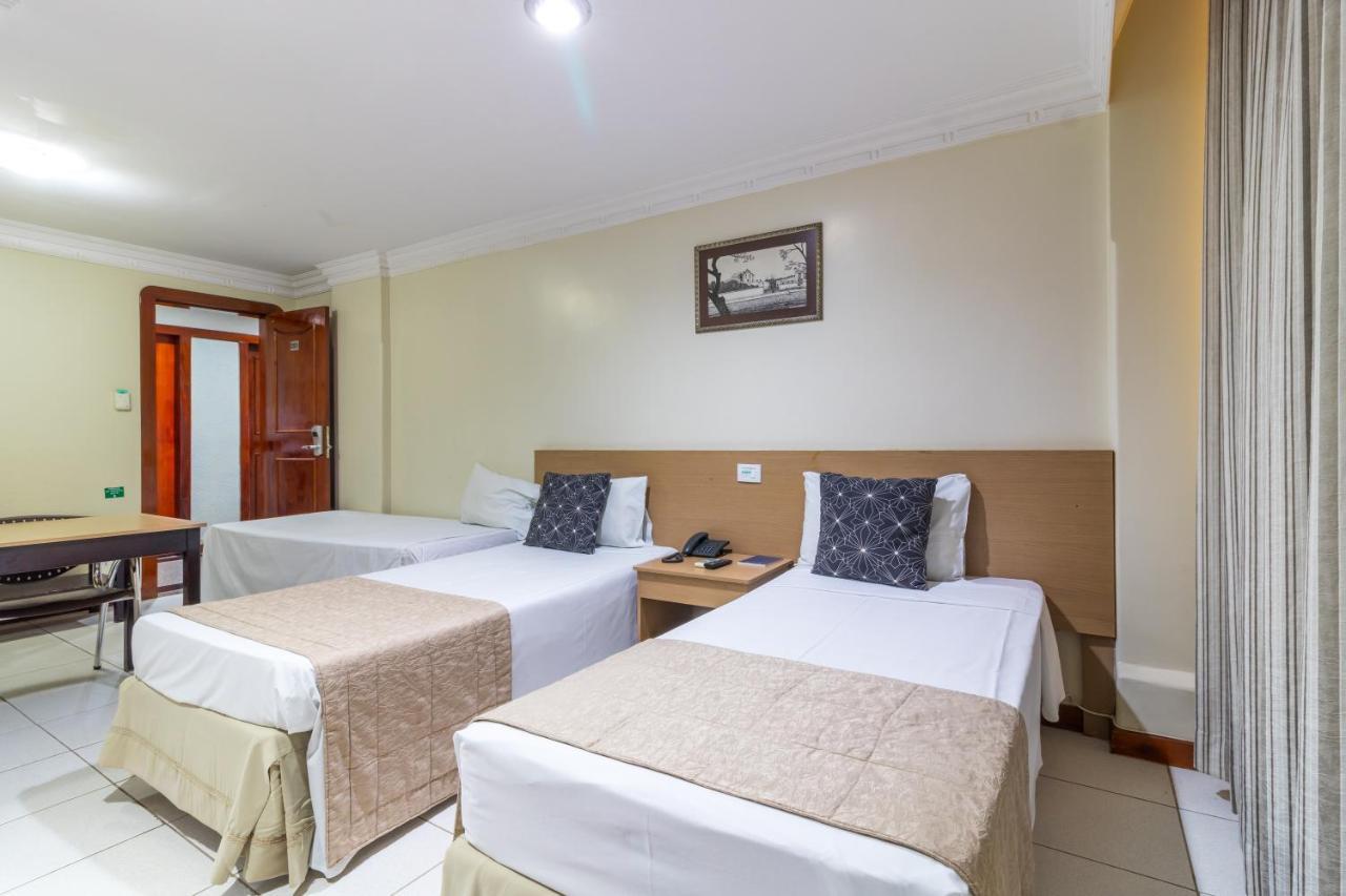 Umuarama Plaza Hotel By Castelo Itaipava Гояния Екстериор снимка