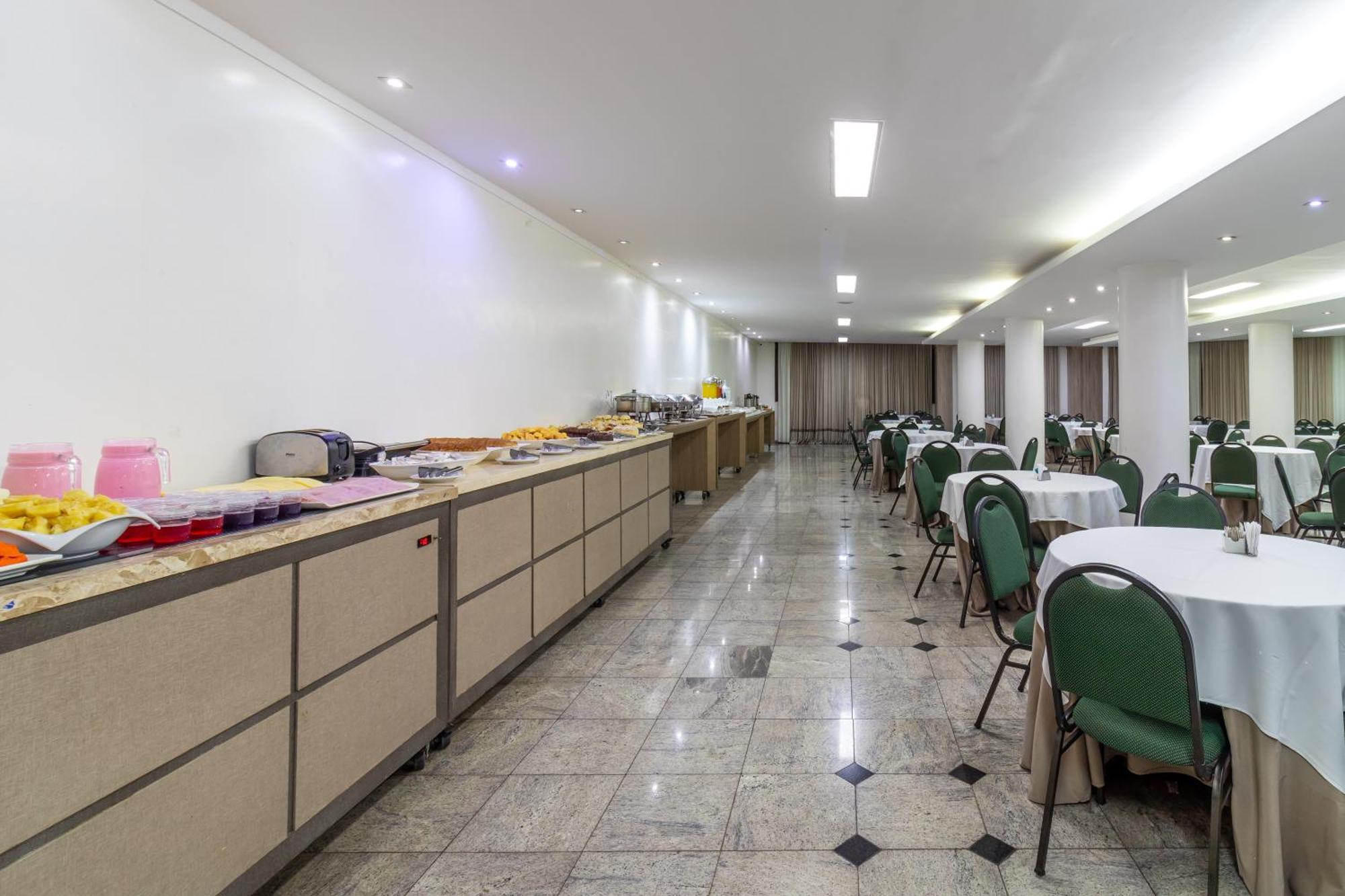 Umuarama Plaza Hotel By Castelo Itaipava Гояния Екстериор снимка